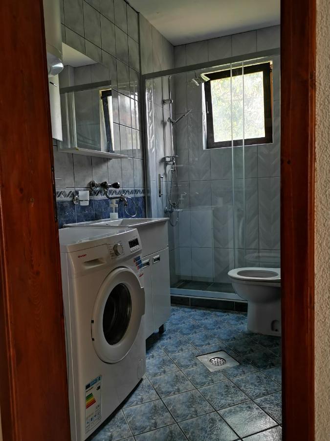 Lake View Apartment โอครีด ภายนอก รูปภาพ