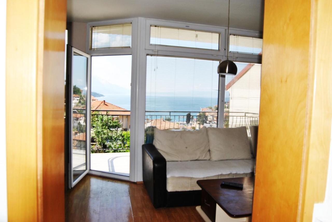 Lake View Apartment โอครีด ภายนอก รูปภาพ