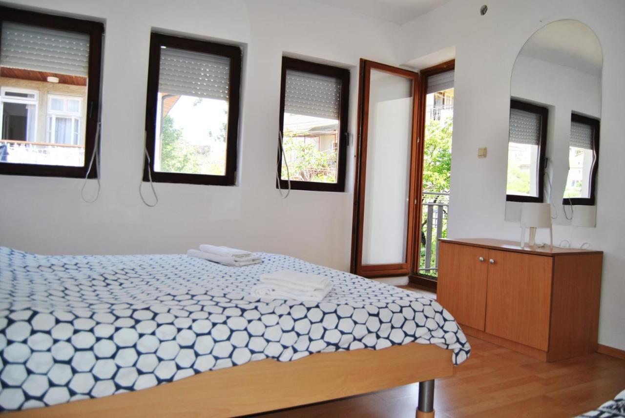 Lake View Apartment โอครีด ภายนอก รูปภาพ