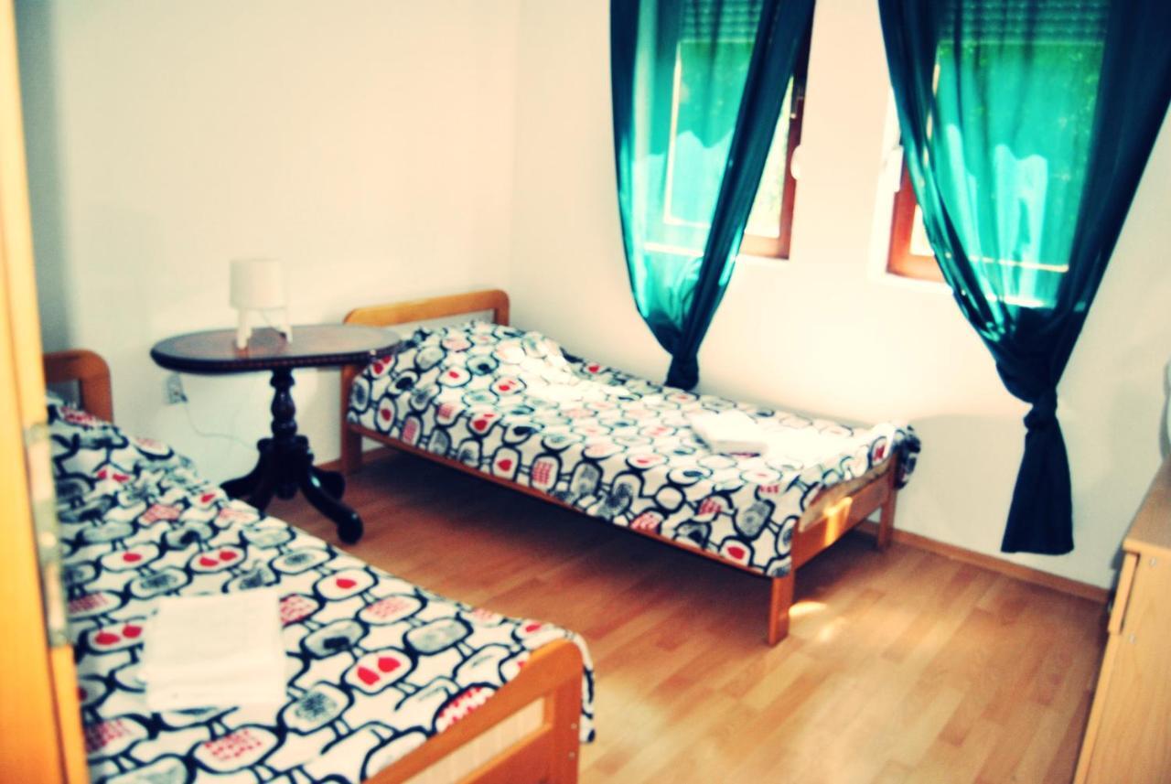 Lake View Apartment โอครีด ภายนอก รูปภาพ