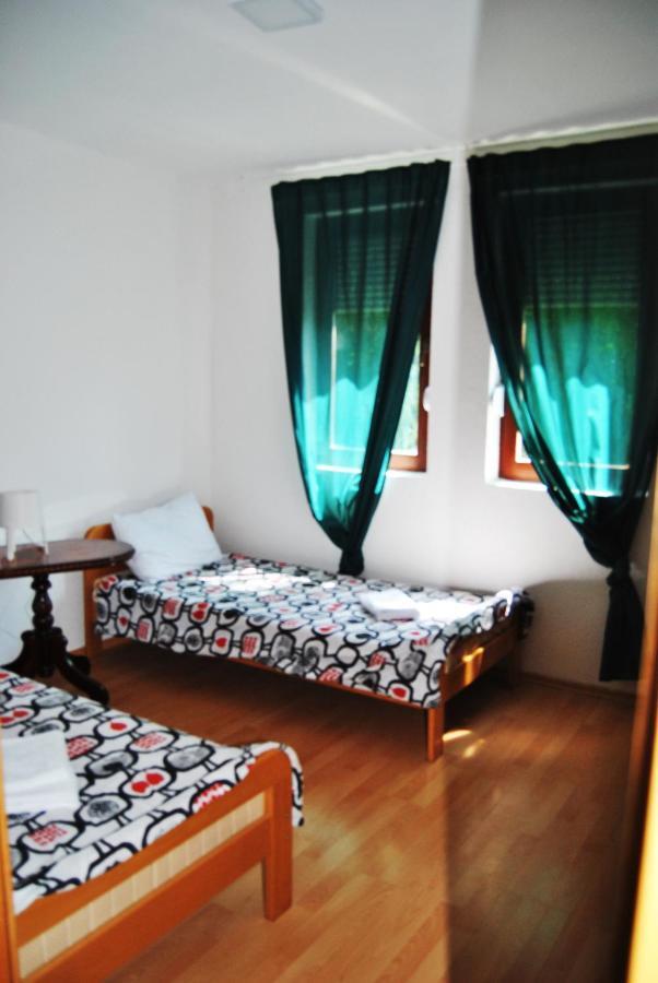 Lake View Apartment โอครีด ภายนอก รูปภาพ